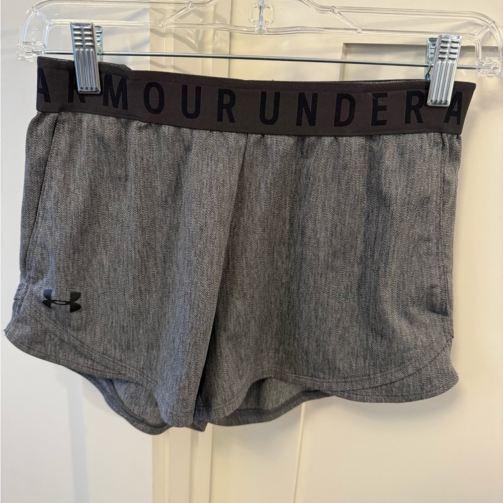 XS Under Armour Gray Shorts